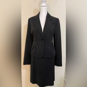 Nine West Women’s Suit 2 Pieces Set Black Jacket Blazer & Skirt Size 2